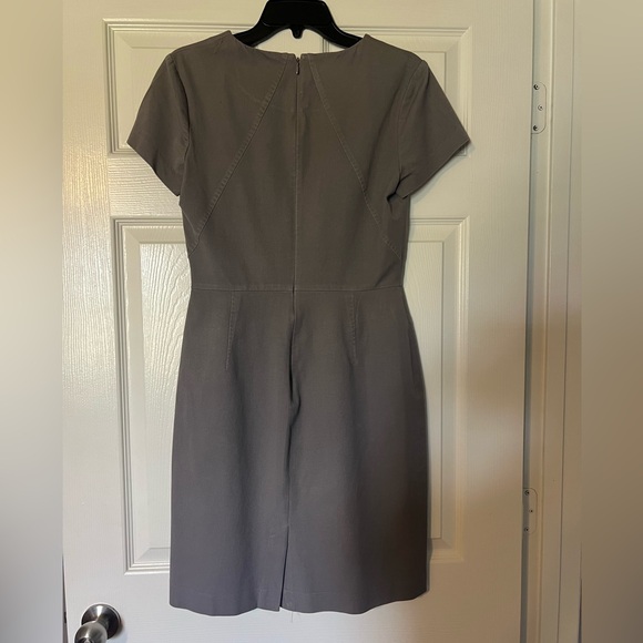 Banana Republic Grey Sheath  Dress size 8 - Picture 5 of 8